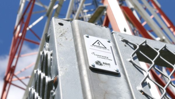 UHF RFID märkskylt av metall - Ironside Plate